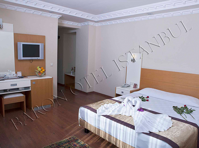 Baron Hotel Rooms